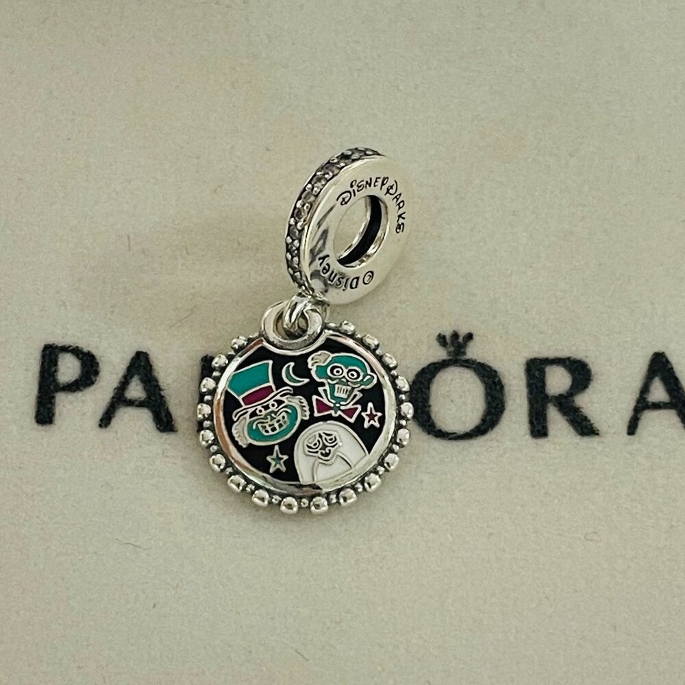 Pandora Halloween 2023 Haunted Mansion Hitchhiking Ghosts Charm